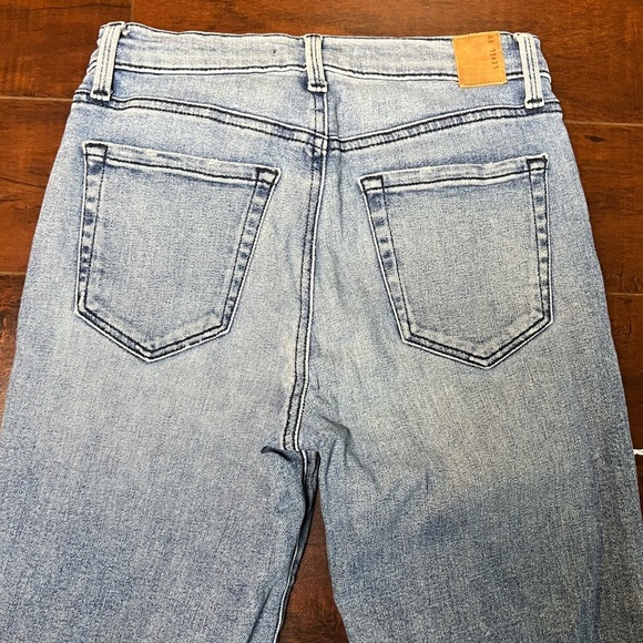 ANTHROPOLOGIE Level 99 Denim Mid Rise Straight Leg Jeans Distressed Size 25 - Picture 5 of 10